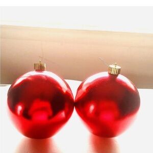 LARGE VINTAGE OVAL RED CHRISTMAS TREE ORNAMENTS & HOME DECOR (COMES AS A PAIR)